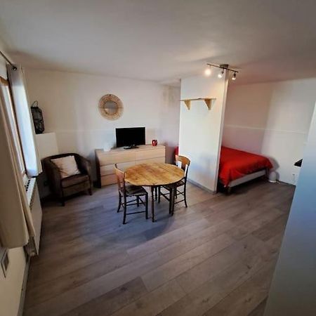 Le Studio De La Place Chalier LʼIsle-sur-la-Sorgue 외부 사진
