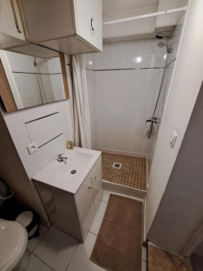 Le Studio De La Place Chalier LʼIsle-sur-la-Sorgue 외부 사진